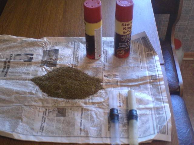 Hydra 2 bottles of butane and marijuana.jpg