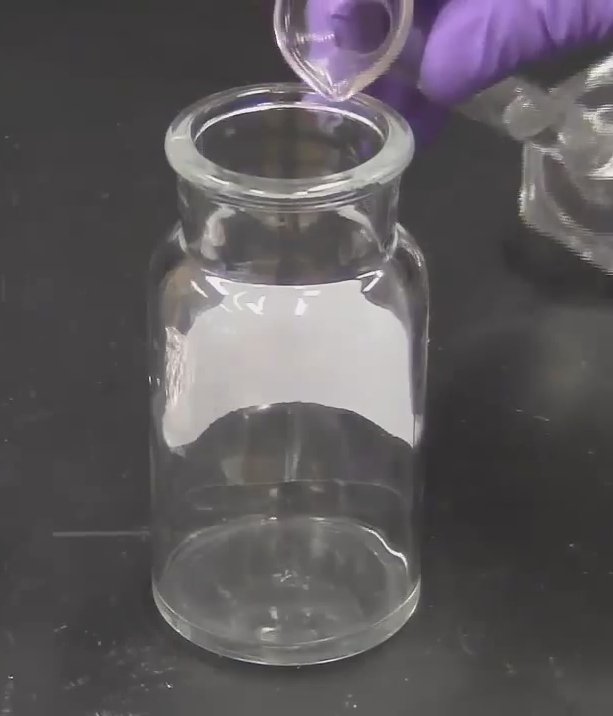 Hydra glass capillary.jpg