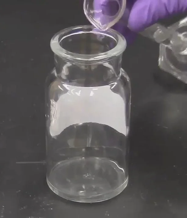 Hydra glass capillary.jpg