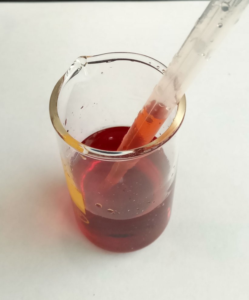 Hydra Preparing a solution of Wagner_s reagent.jpg