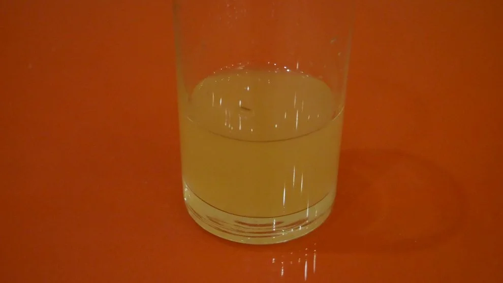 Hydra reagents Add 5 ml of hydrochloric acid solution 1.webp