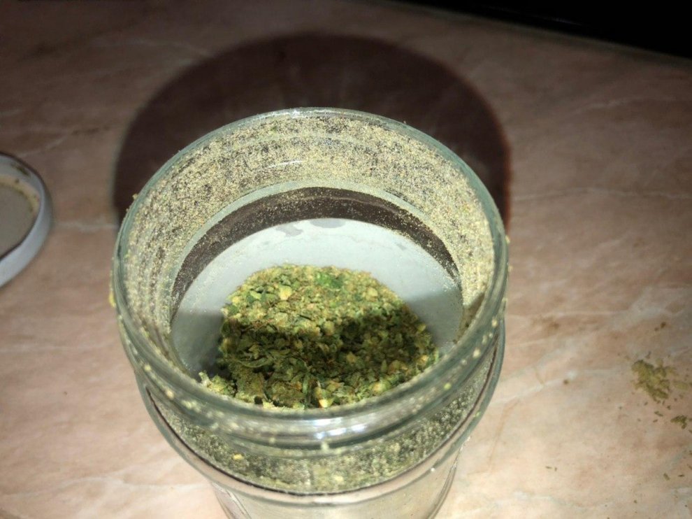 Hydra sticks fine marijuana dust.jpg