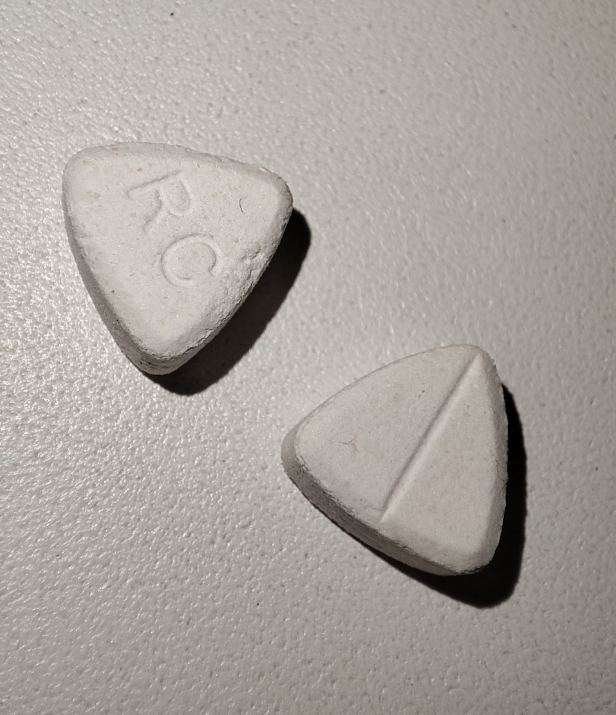 MEGA Trip-report on methamphetamine ecstasy RC from the store HotTropics in Taganrog.png