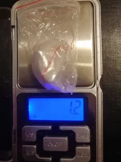 MEGA Yekaterinburg - Trip Reportage Crystalline Powder from HUGO BOSS store.png